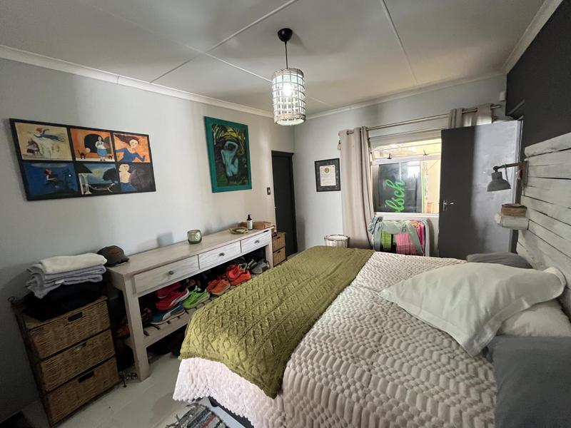 8 Bedroom Property for Sale in Jacobsbaai Western Cape